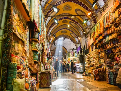 Colorful market scene in Istanbul